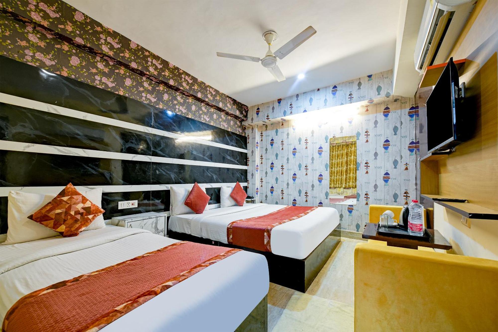 Airport Hotel Classic Park Ню Делхи Екстериор снимка